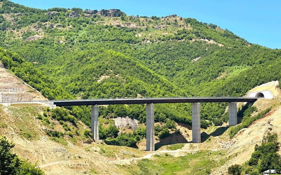 Rruga Qukës-Qafë Plloçë, Rama: Objektivi, të përfundojë në fillim të vjeshtës